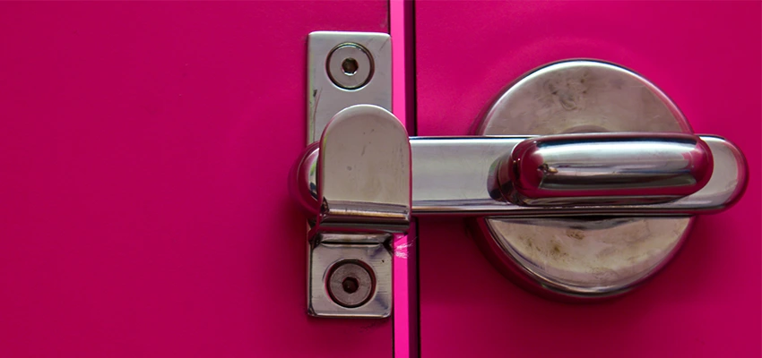Childproof Gate Lock in Sierra Madre, California