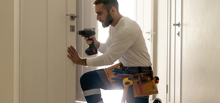 Mailbox Lock Installation Expert in Sierra Madre, California